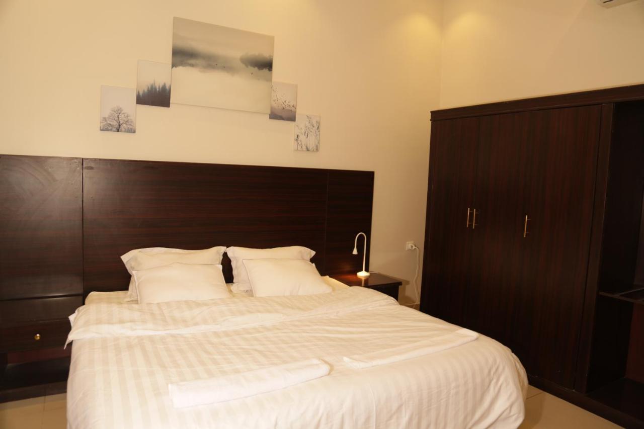 Spacious Apartments At Basla St 3 Mins From King Fahd Stadium Riyadh Eksteriør billede